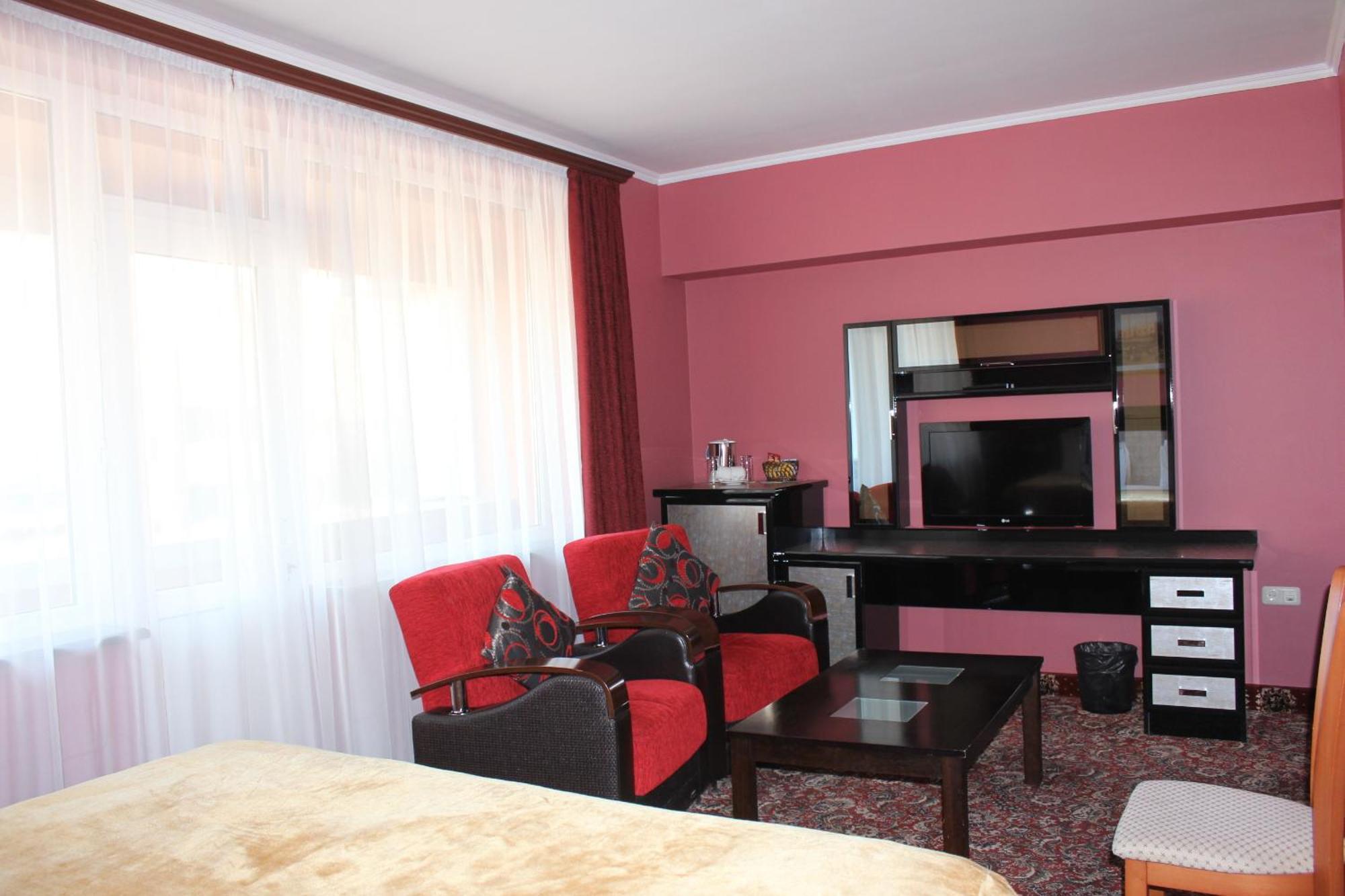 Erebuni Hotel Yerevan Room photo